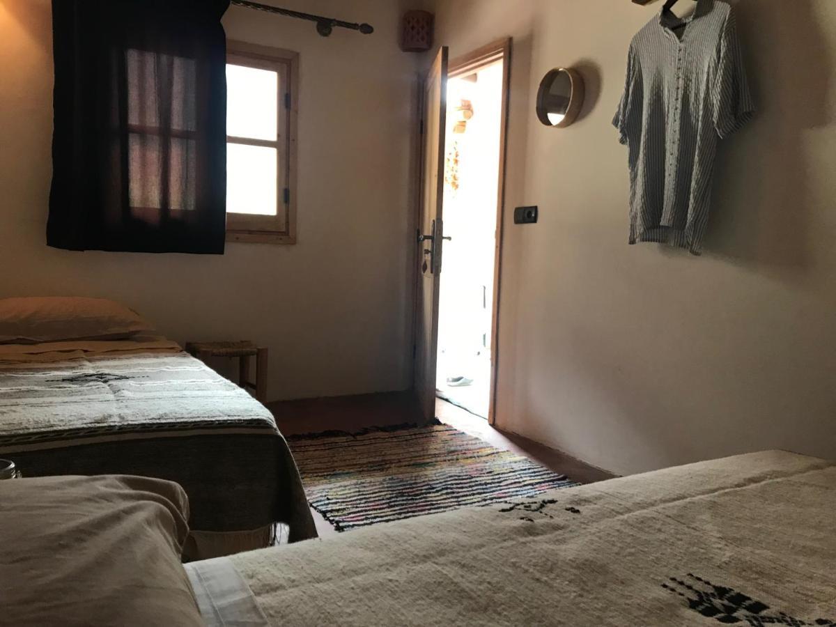 Bed and Breakfast Amlougui House Asgaour Екстер'єр фото