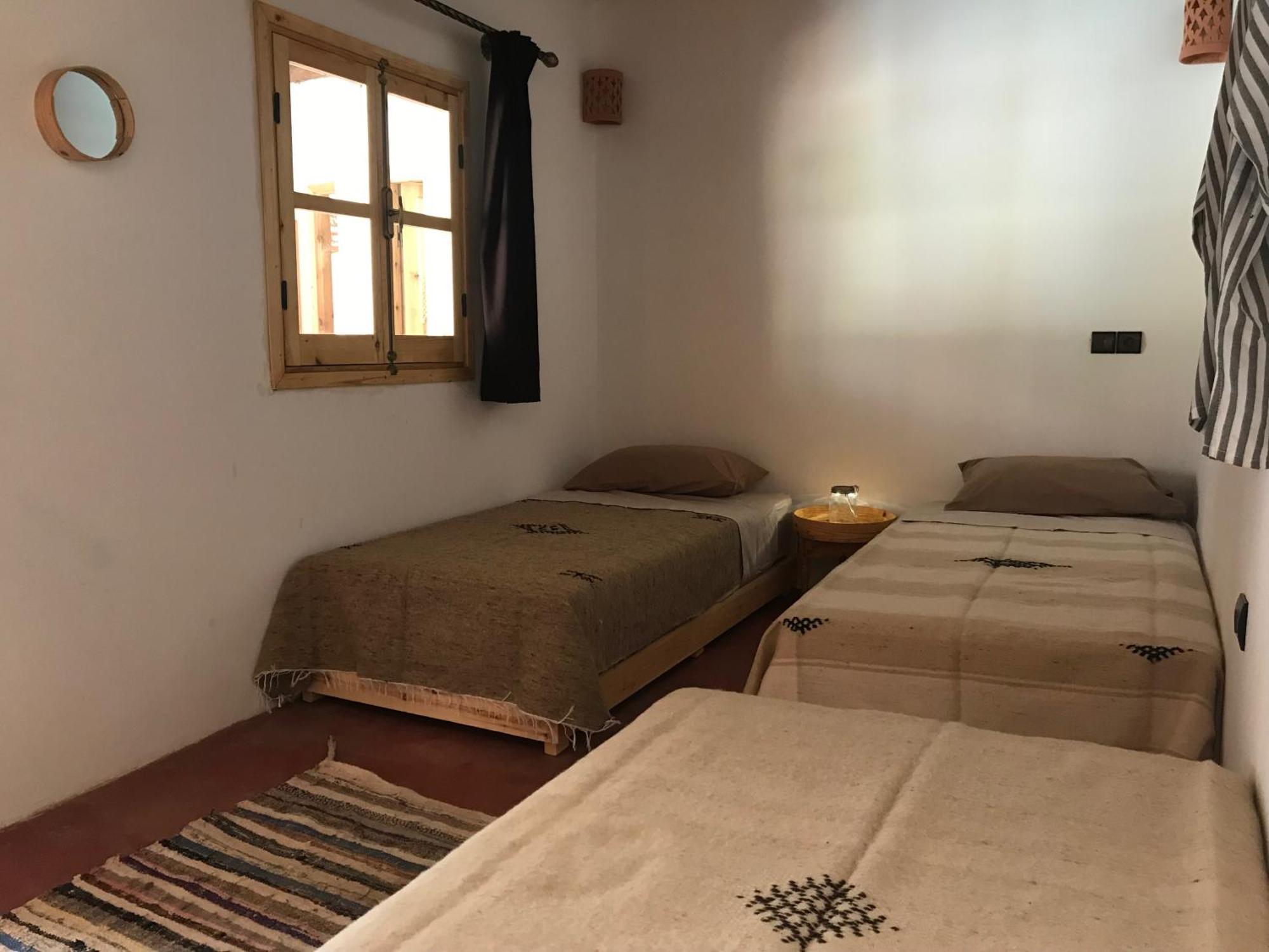 Bed and Breakfast Amlougui House Asgaour Екстер'єр фото