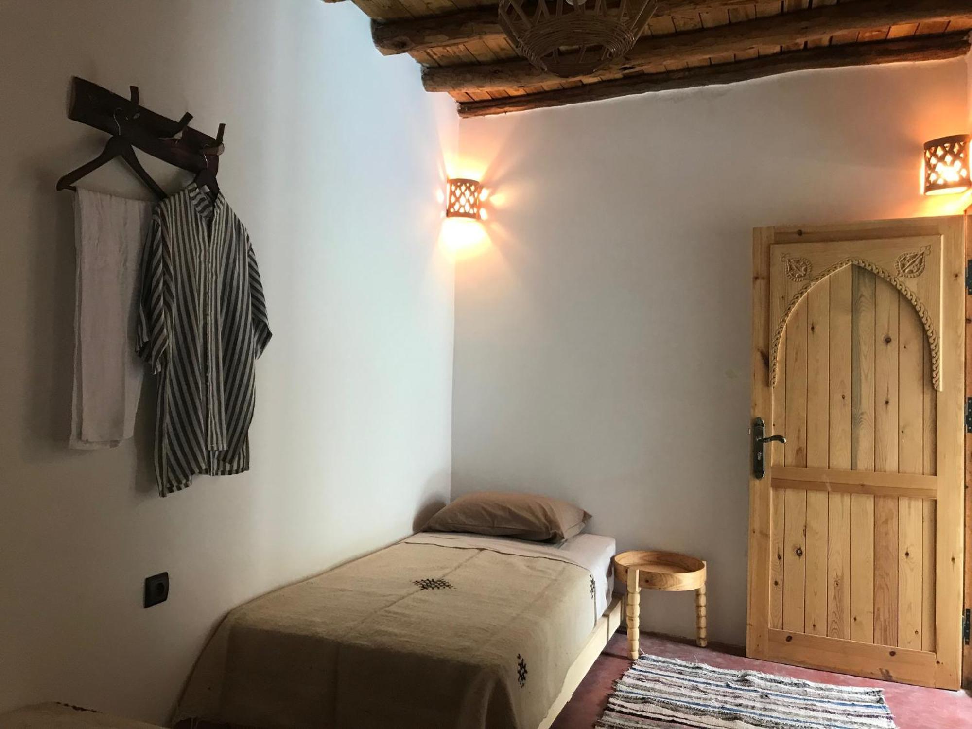 Bed and Breakfast Amlougui House Asgaour Екстер'єр фото