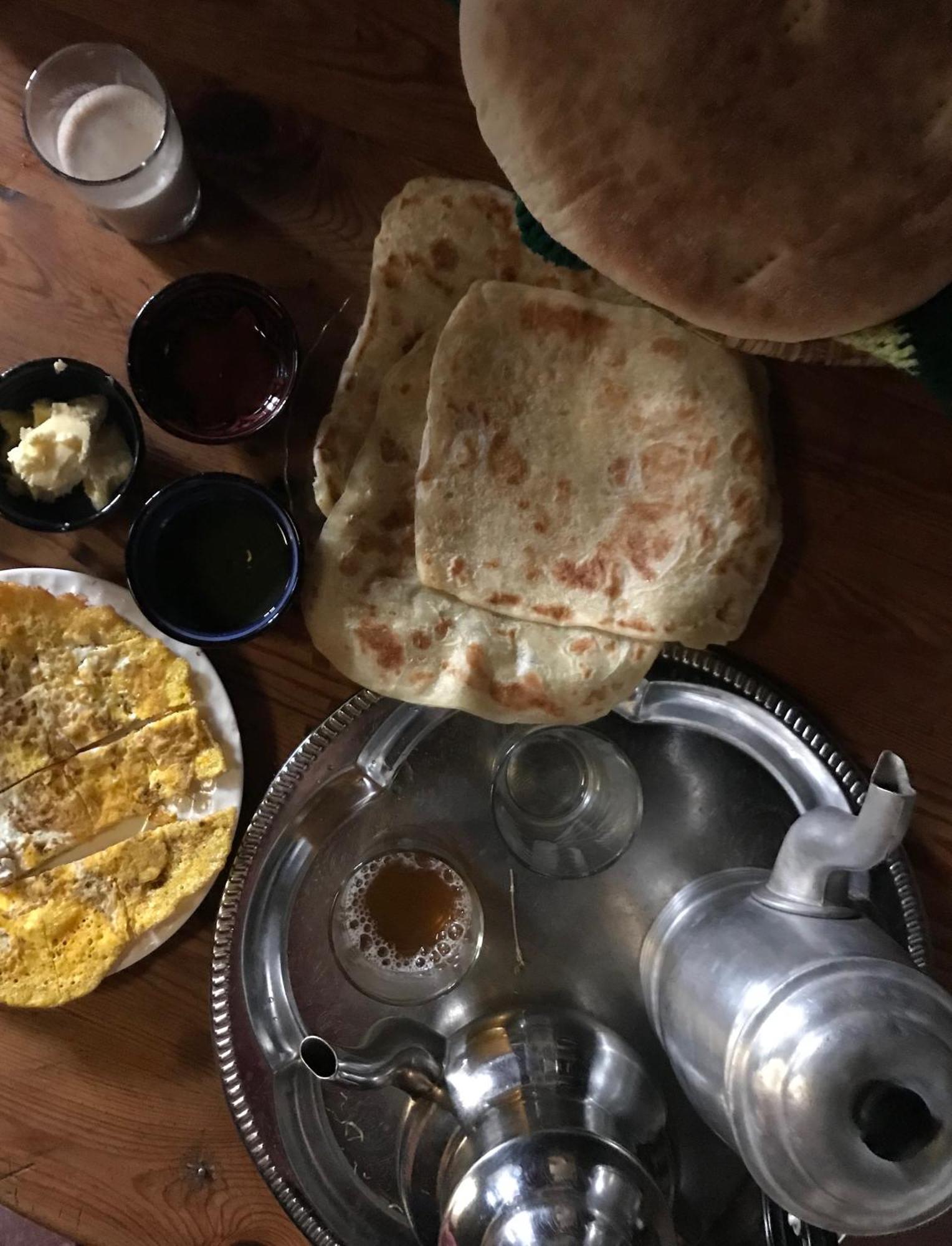 Bed and Breakfast Amlougui House Asgaour Екстер'єр фото