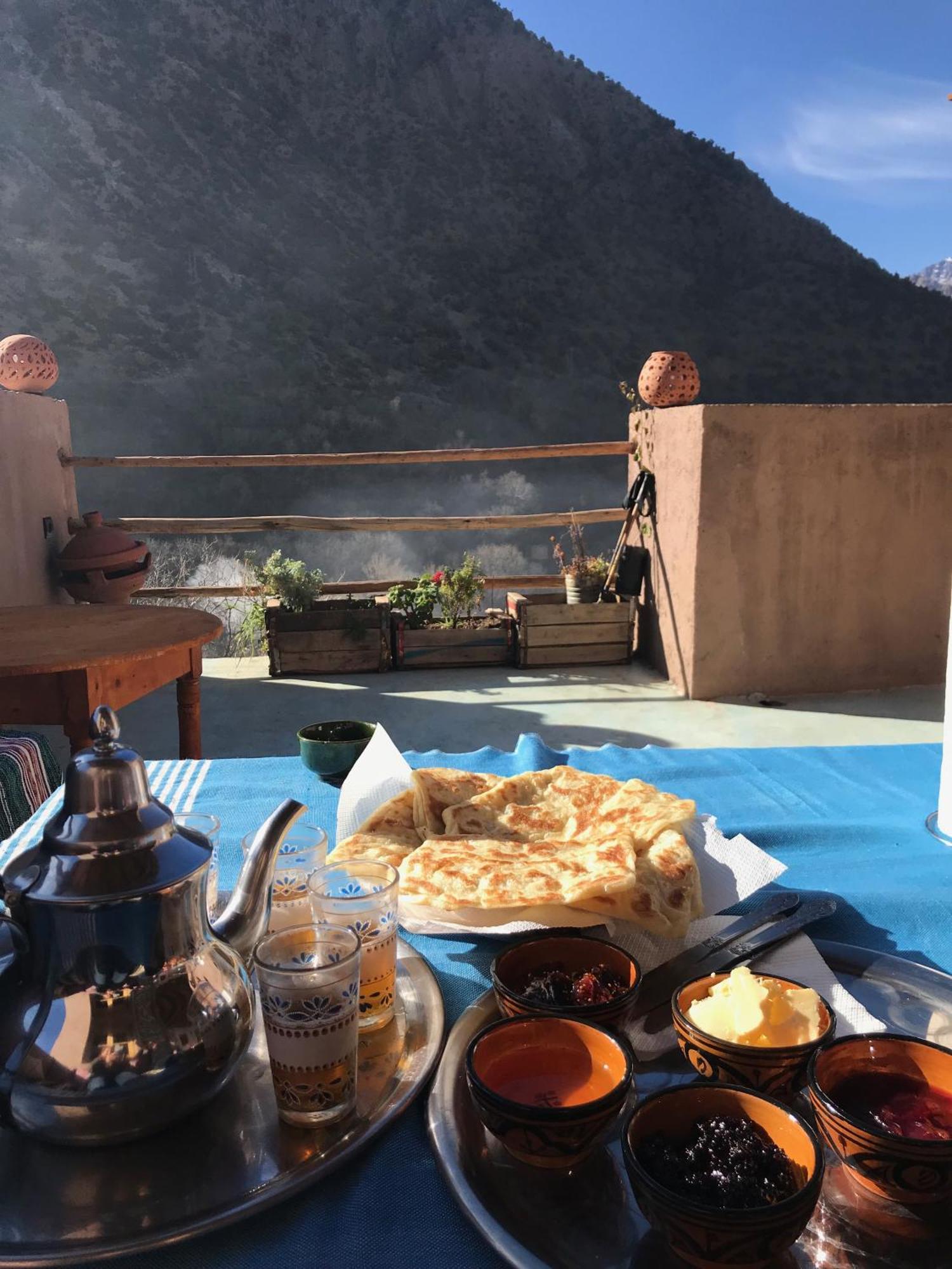 Bed and Breakfast Amlougui House Asgaour Екстер'єр фото